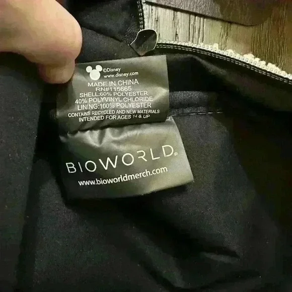 Bioworld Disney white sherpa mini backpack. - Picture 3 of 8